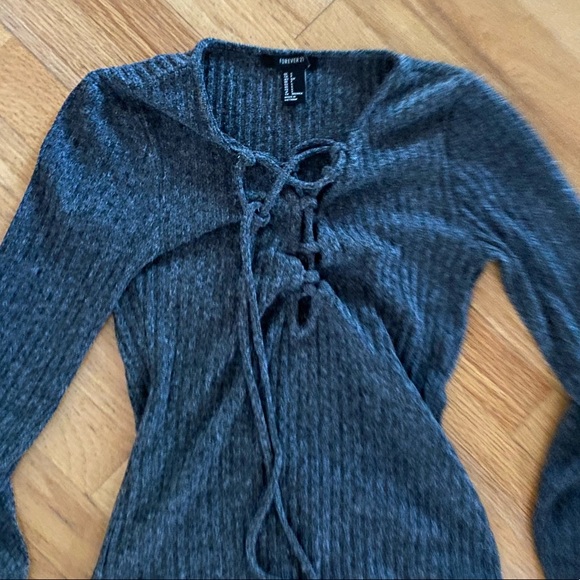 Forever21 Long Sleeve Shirt - Picture 4 of 4